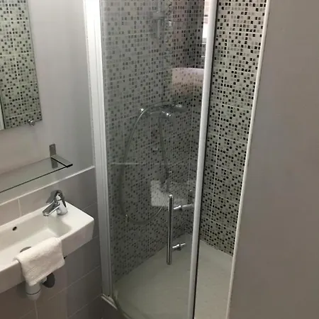 Baionako Katedrala Aparthotel *